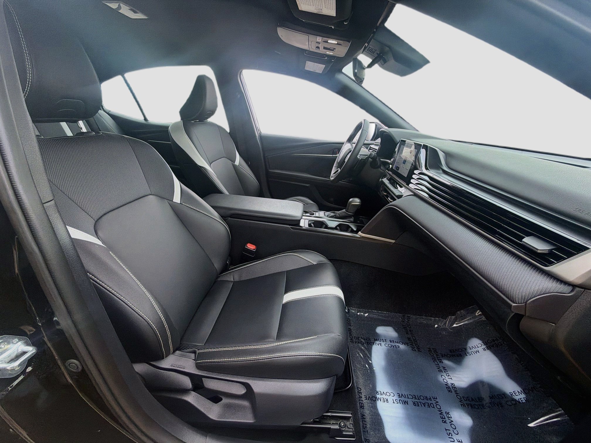 Used 2026 Toyota Camry SE FWD image 30