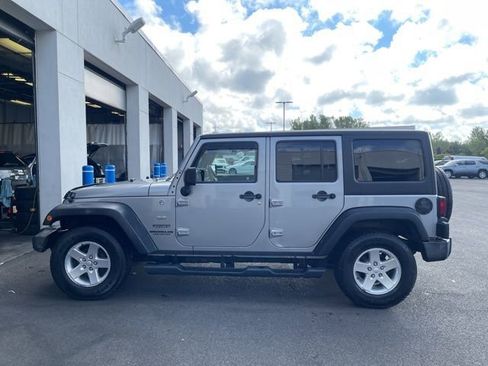 Used 2014 Jeep Wrangler Unlimited Sport w/ Quick Order Package 24S image 5