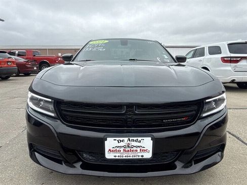 Used 2021 Dodge Charger SXT w/ Leather Interior Group RWD image 12