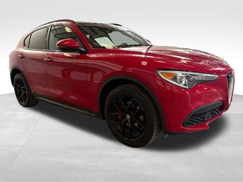 Used 2018 Alfa Romeo Stelvio Ti Sport image 7