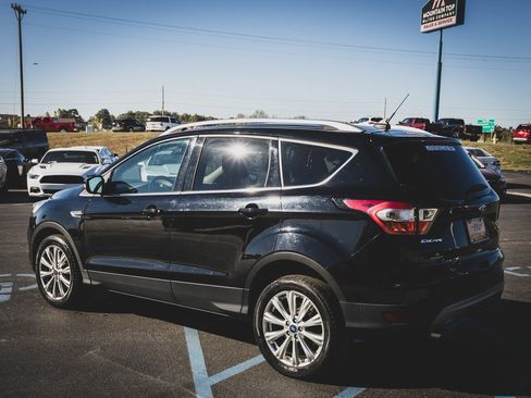 Used 2018 Ford Escape Titanium w/ Ford Safe & Smart Package image 27