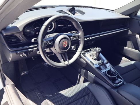 Certified 2024 Porsche 911 Carrera T RWD image 4