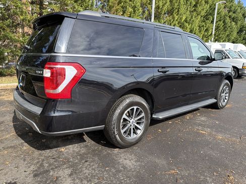 Used 2019 Ford Expedition Max XLT w/ Equipment Group 202A image 10
