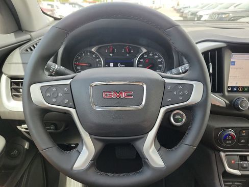 New 2024 GMC Terrain SLT w/ Infotainment Package II AWD/4WD image 24