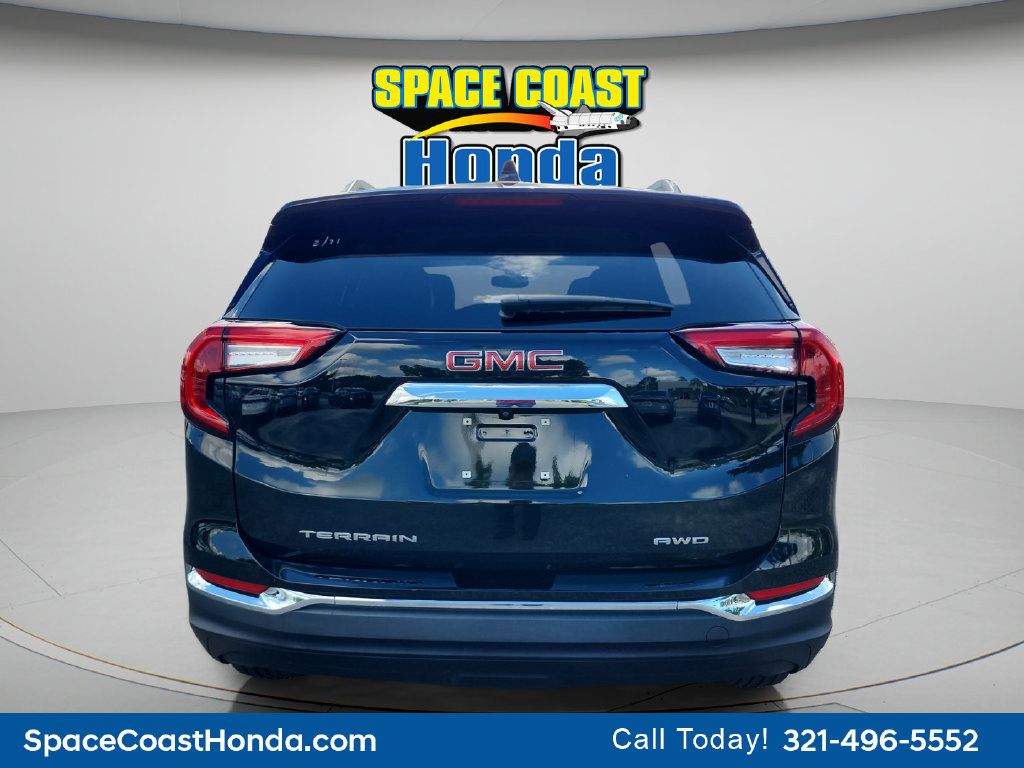 Used 2023 GMC Terrain SLT AWD/4WD image 4
