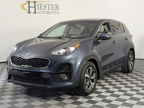 Used 2020 Kia Sportage LX image 4