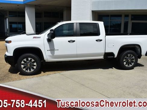 New 2026 Chevrolet Silverado 2500 Custom w/ Custom Value Package AWD/4WD image 6