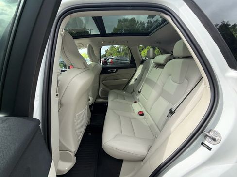 Used 2024 Volvo XC60 B5 Core w/ Protection Package Premier AWD/4WD image 22