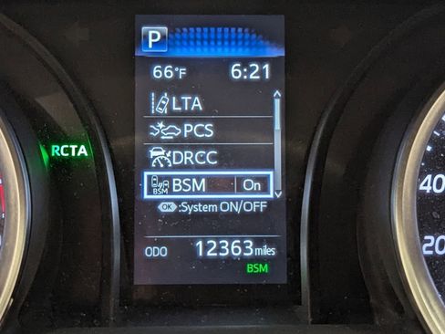 Used 2023 Toyota Camry LE image 16