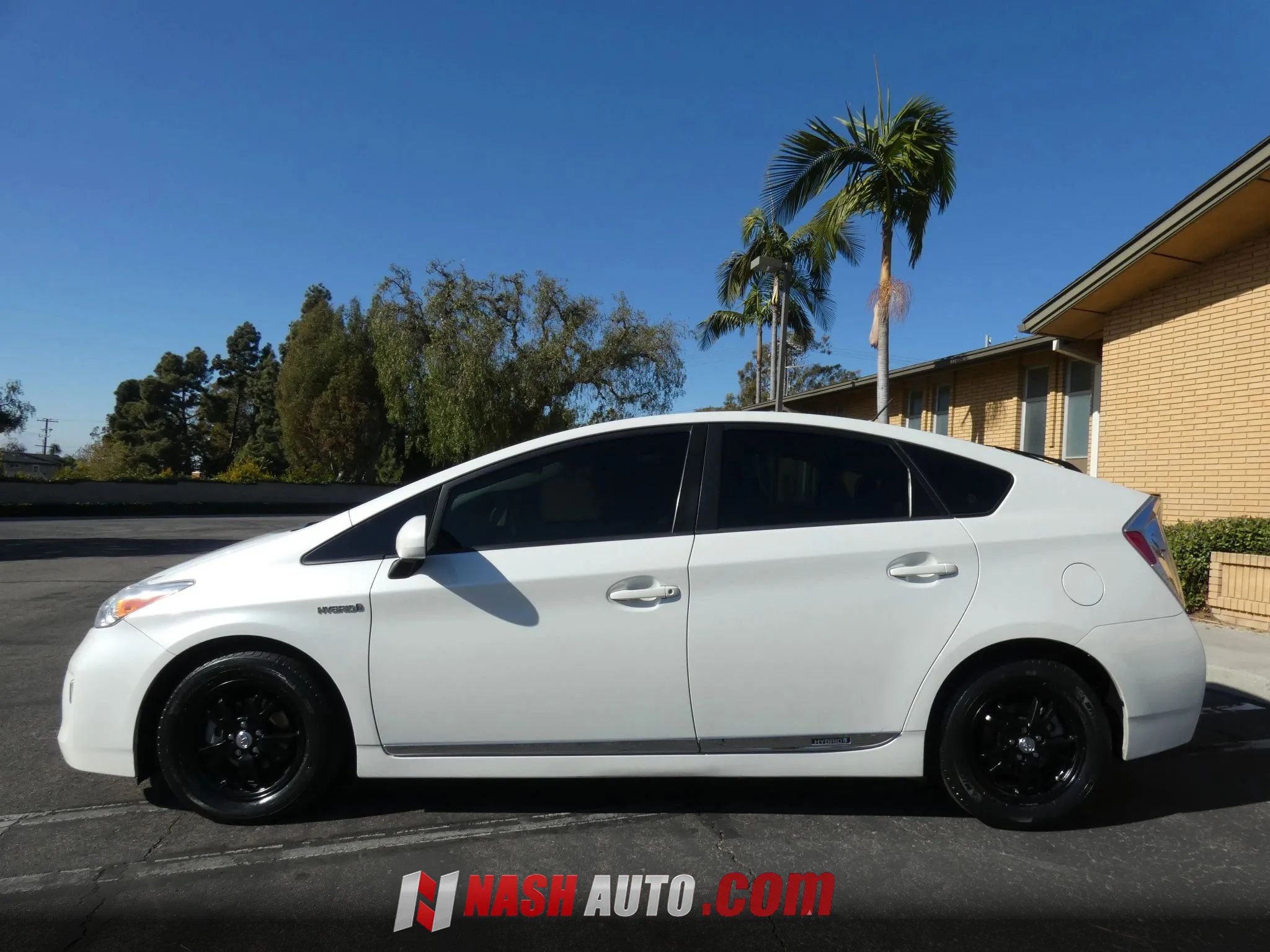 Used 2014 Toyota Prius Two FWD image 13