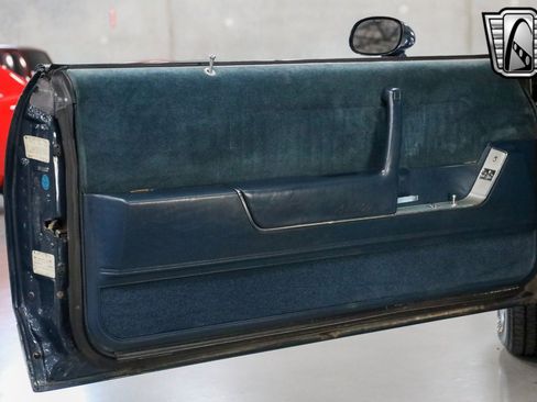 Used 1987 Pontiac Grand Prix LE image 17