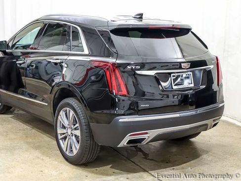 Certified 2025 Cadillac XT5 Premium Luxury AWD/4WD image 5