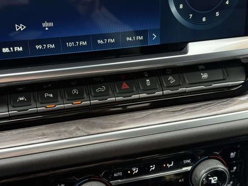 Used 2022 Chevrolet Silverado 1500 LTZ image 26