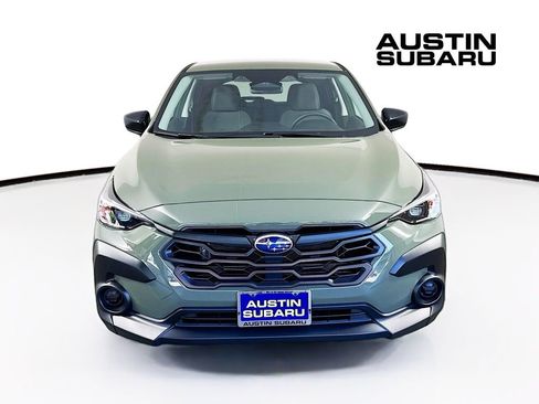 Used 2026 Subaru Crosstrek 2.5i AWD/4WD image 2