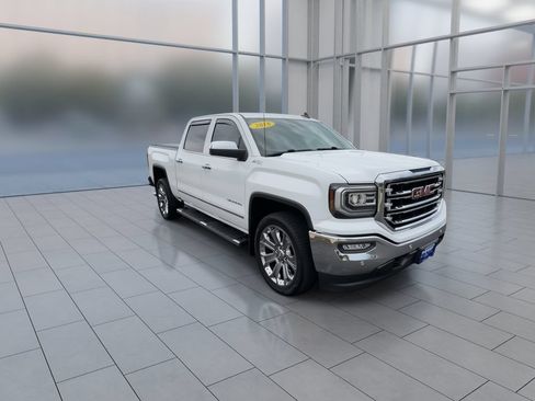 Used 2018 GMC Sierra 1500 SLT AWD/4WD image 2