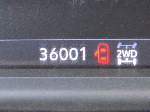 Used 2023 Chevrolet Silverado 2500 LT w/ Convenience Package AWD/4WD image 32
