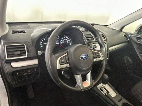 Used 2017 Subaru Forester 2.5i Premium AWD/4WD image 17