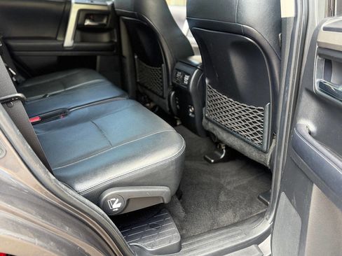 Used 2018 Toyota 4Runner Limited AWD/4WD image 47