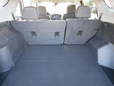 Used 2023 GMC Terrain SLE w/ Driver Convenience Package AWD/4WD image 11