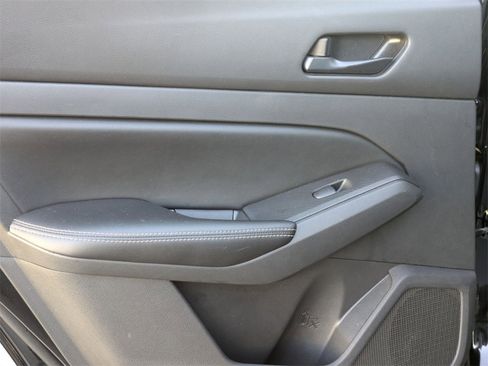 Used 2024 Nissan Altima 2.5 SV image 25