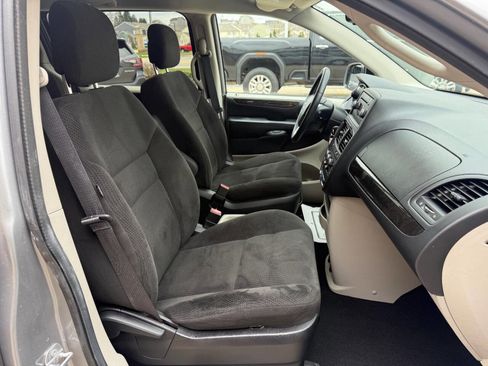 Used 2015 Dodge Grand Caravan SE w/ Quick Order Package 29E SE image 22