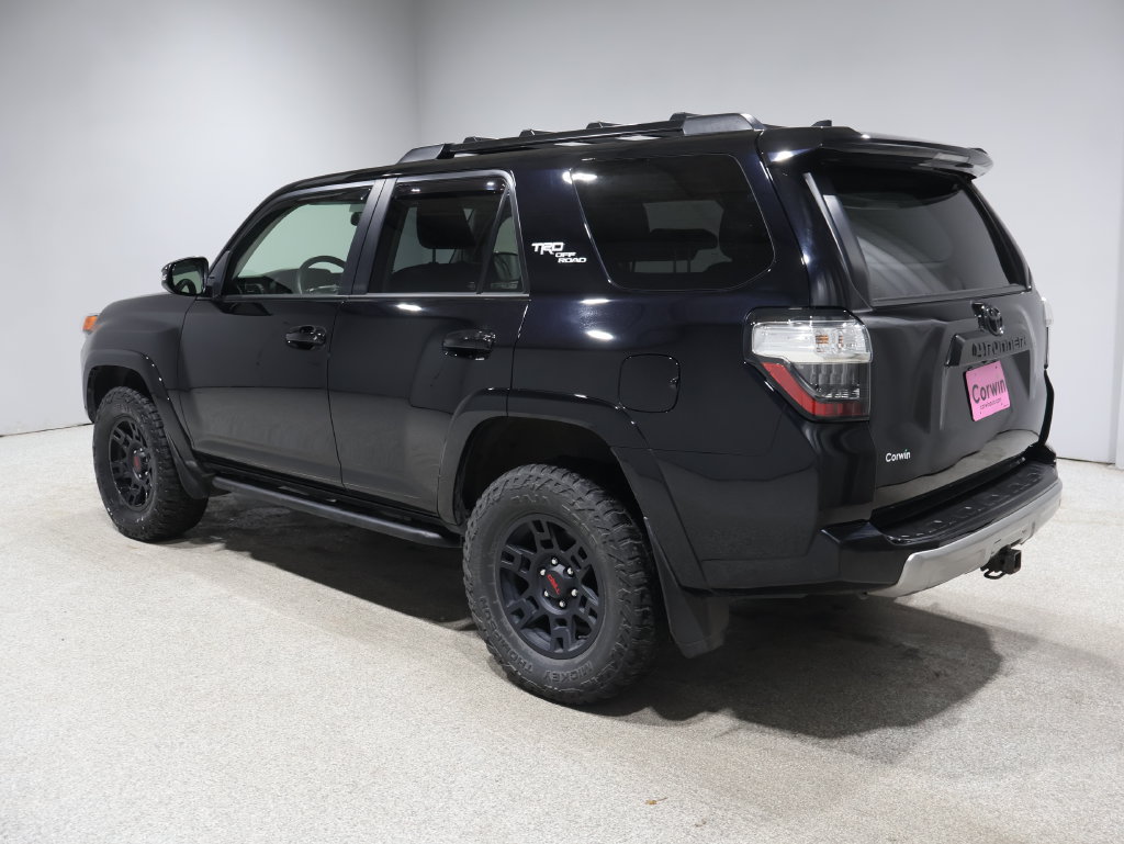 Used 2022 Toyota 4Runner TRD Off-Road Premium w/ Moonroof Package AWD/4WD image 5