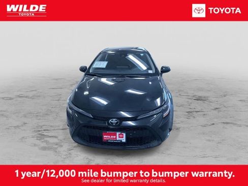 Certified 2022 Toyota Corolla LE FWD image 4