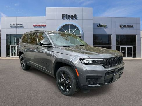 New 2025 Jeep Grand Cherokee L Altitude image 1