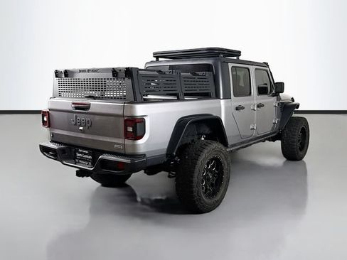 Used 2020 Jeep Gladiator Overland AWD/4WD image 5