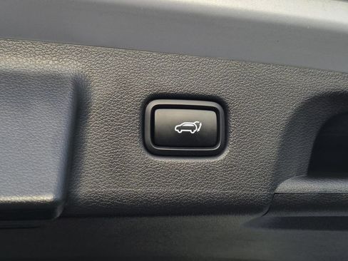 Used 2025 Hyundai Palisade SEL FWD image 9