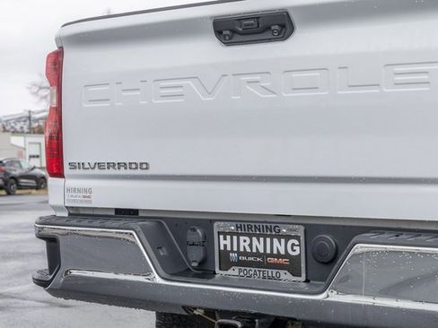 Used 2021 Chevrolet Silverado 2500 LT image 22