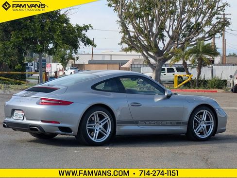 Used 2017 Porsche 911 Carrera image 3