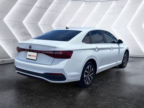 Used 2026 Volkswagen Jetta S FWD image 4