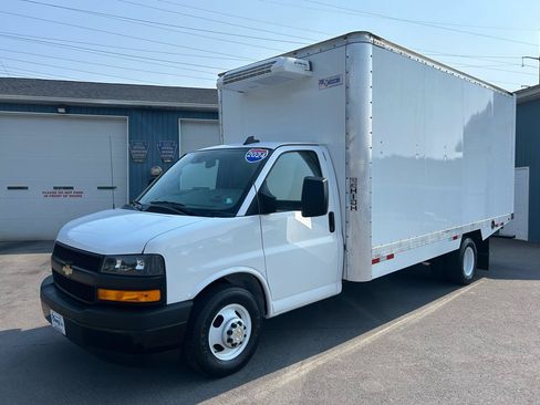 Used 2024 Chevrolet Express 3500 w/ Power Convenience Package RWD image 1
