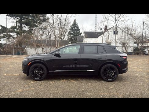 New 2025 Chevrolet Equinox EV RS image 3