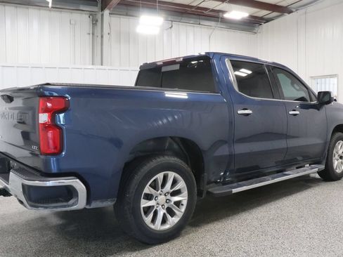 Used 2021 Chevrolet Silverado 1500 LTZ AWD/4WD image 3