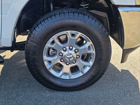 Used 2019 RAM 2500 Laramie AWD/4WD image 8