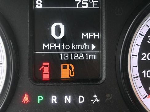 Used 2017 RAM 1500 Express image 34