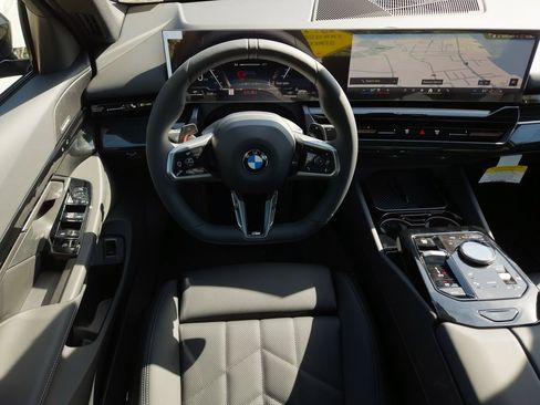 New 2026 BMW 530i 530i w/ M Sport Package image 18