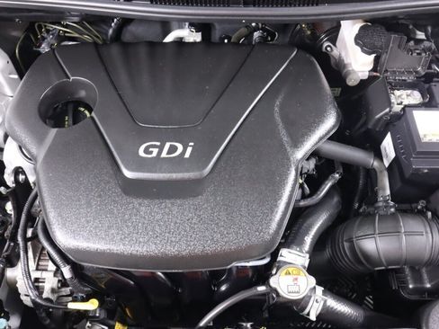 Used 2016 Hyundai Accent SE FWD image 29