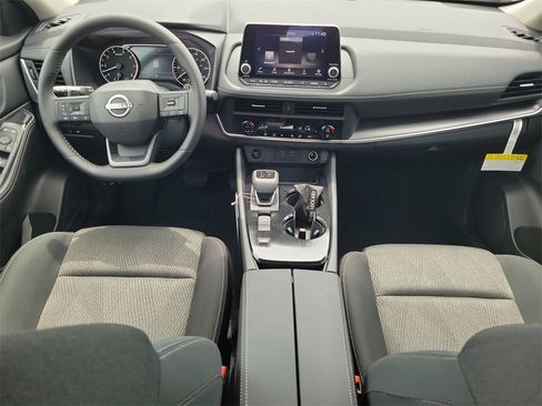 New 2026 Nissan Rogue SV image 7