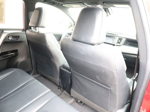 Used 2017 Toyota RAV4 SE w/ Advanced Technology Package image 51