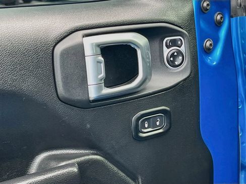 Used 2021 Jeep Wrangler Unlimited Sport AWD/4WD image 18