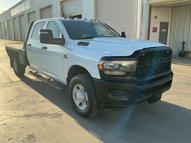 Used 2024 RAM 2500 Tradesman w/ Snow Chief Group AWD/4WD image 3