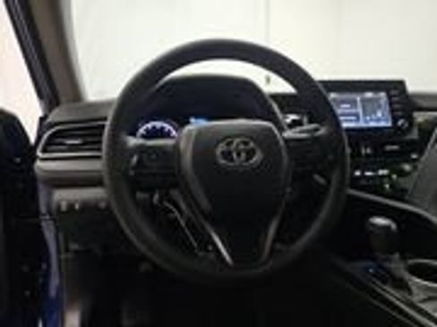 Used 2024 Toyota Camry SE FWD image 10