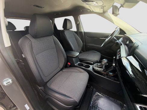 Used 2024 Kia Seltos S AWD/4WD image 32