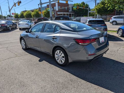 Used 2024 Nissan Sentra S image 8