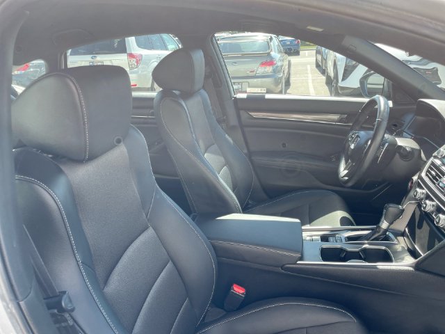 Used 2022 Honda Accord Sport image 16