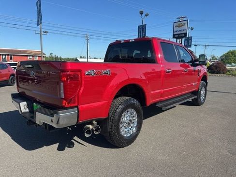 Used 2022 Ford F250 Lariat w/ Chrome Package AWD/4WD image 9
