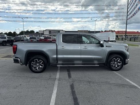 Used 2024 GMC Sierra 1500 SLT w/ SLT Premium Plus Package AWD/4WD image 14
